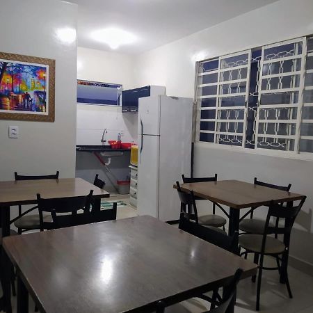 Pousada Dona Lia Uberlandia Bagian luar foto